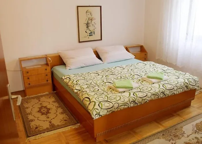 Apartment With Parking Space - 22393 Novi Vinodolski