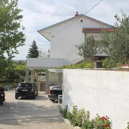 With Parking Space - 22393 Apartment Novi Vinodolski